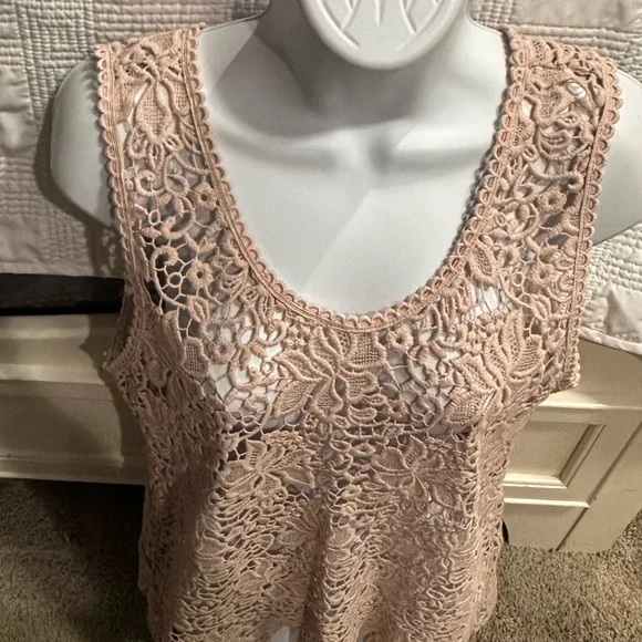 Ann Taylor‎ Loft top - NWT - Picture 6 of 7